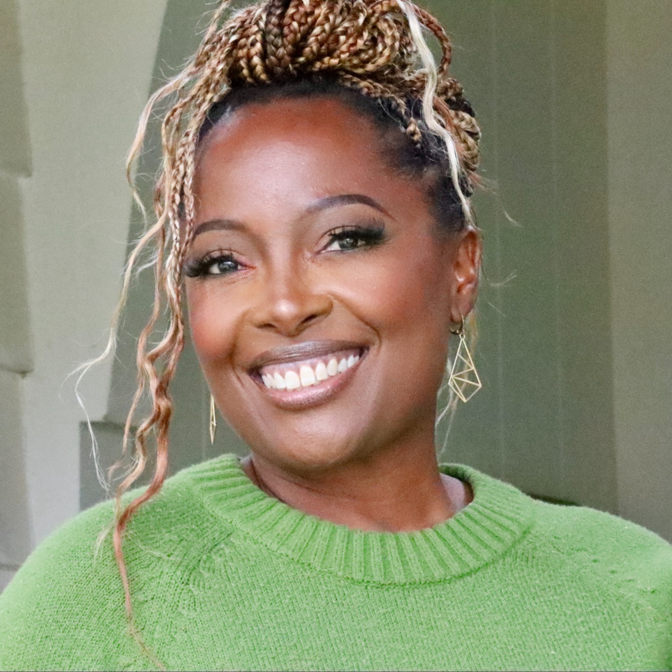 nylahassellcoaching's avatar
