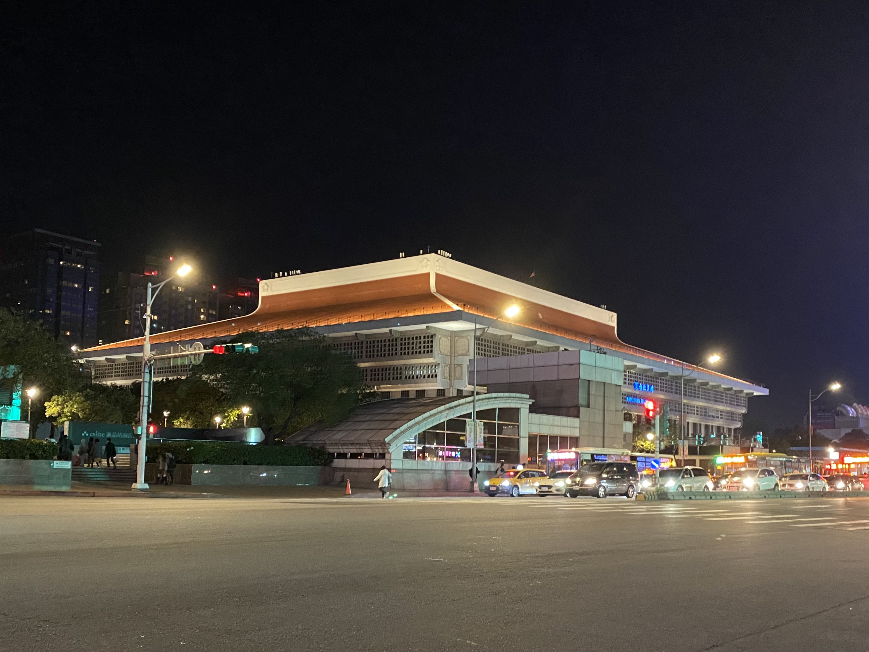 File:Taipei Main Station K 20210115.jpeg - Wikimedia Commons