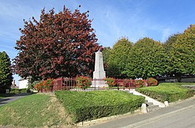 Le monument aux morts.