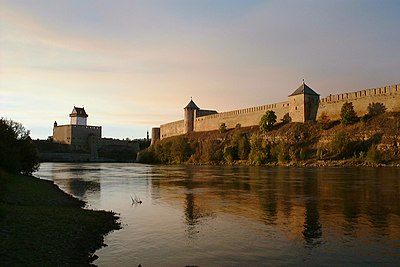 Narva jõgi Jaanilinna linnuse juures