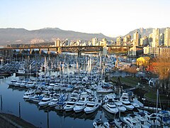 Vue sur Vancouver de False Creek.