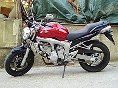 600 FZ6 modèle 2005.