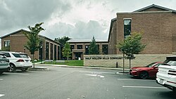 Half Hollow Hills Community Library in Dix Hills, New York