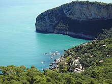 Paysage littoral rocheux.