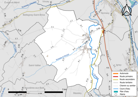 Carte en couleur présentant le réseau hydrographique de la commune