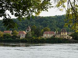 Skyline of Pontours