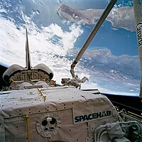 Endeavour en de SPACEHAB module