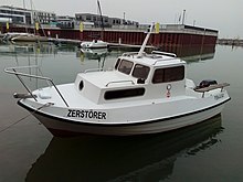 Motorkajütboot „Volksyacht“