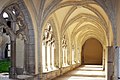 Cloître de l'abbaye bénédictine d'Ambronay (Rhône-Alpes)