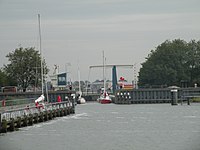 Oude sluis en brug in 2011