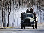 朝鮮人民軍が軍用トラックとして運用する木炭車仕様の勝利58 (GAZ-51)