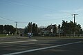 Une autre vue du village. L'intersection du carrefour de la Croix Bonnard.