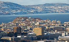 Bergen merkez, arkada Askøy adası