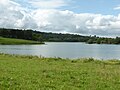 Le plan d'eau de la Cantache, vue partielle (côté Pocé-les-Bois)