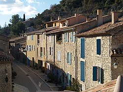 Skyline of Vitrolles-en-Luberon