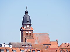 evang. Kirche Sankt-Marien von der Müritz aus gesehen