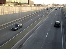 De E403 ter hoogte van de Koningin Astridlaantunnel in Sint-Michiels, Brugge