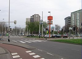 Het Oostplein gezien in noordelijke richting, april 2007