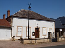 Limoise-FR-03-la mairie-02.jpg