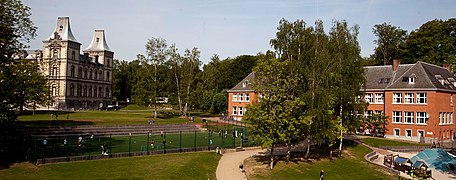 L'école internationale Reine Astrid (en).