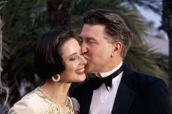 Isabella Rossellini and David Lynch awarded for his movie "Wild at heart". (Photo by Pool ARNAL/GARCIA/PAT/Gamma-Rapho via Getty Images)