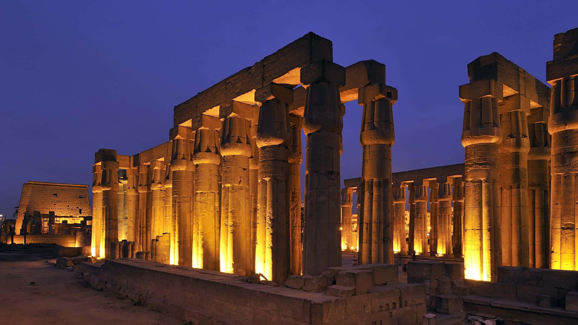 Luxor Taustakuva