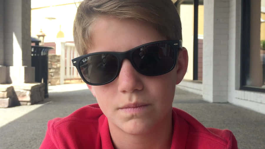 Matty B Taustakuva