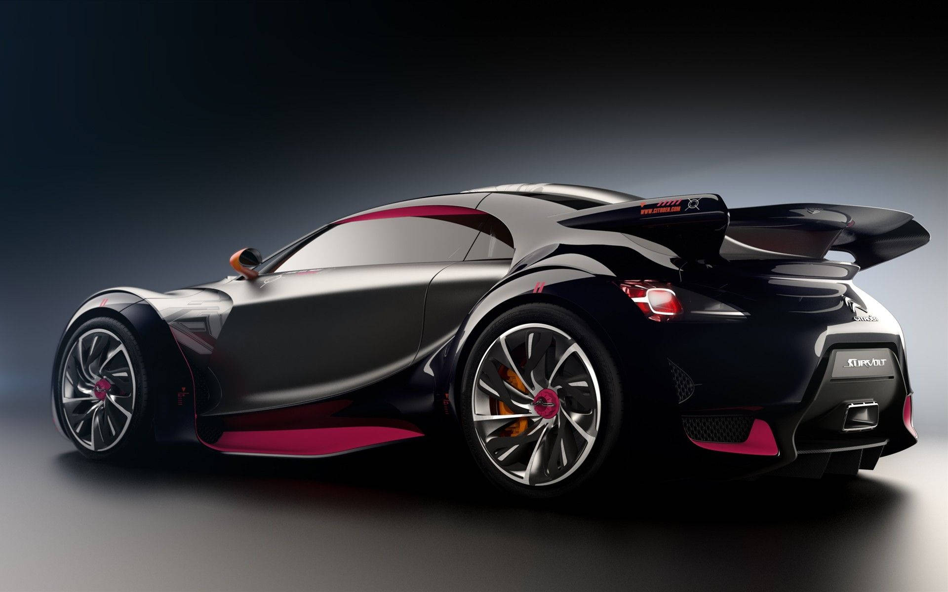 Schlankes schwarzes und magentafarbenes Sportauto mit großem Heckflügel im Studio — Schwarze Sportwagen Wallpaper