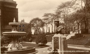 Douglas Morris Harris Memorial in St Peter's Gardens