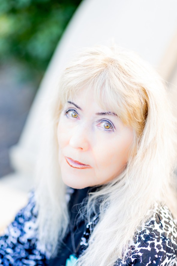 Author and Poet, Lindsey Martin Bowen