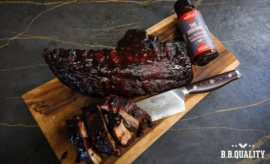 Spareribs 3-2-1 recept | Spareribt met ketting | BBQuality Pork rub | BBQuality The Original | Aluminiumfolie | Siliconen bakkwast | Spareribs rek | Rook kers | BBQuality