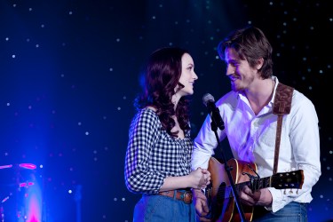 Leighton Meester and Garrett Hedlund