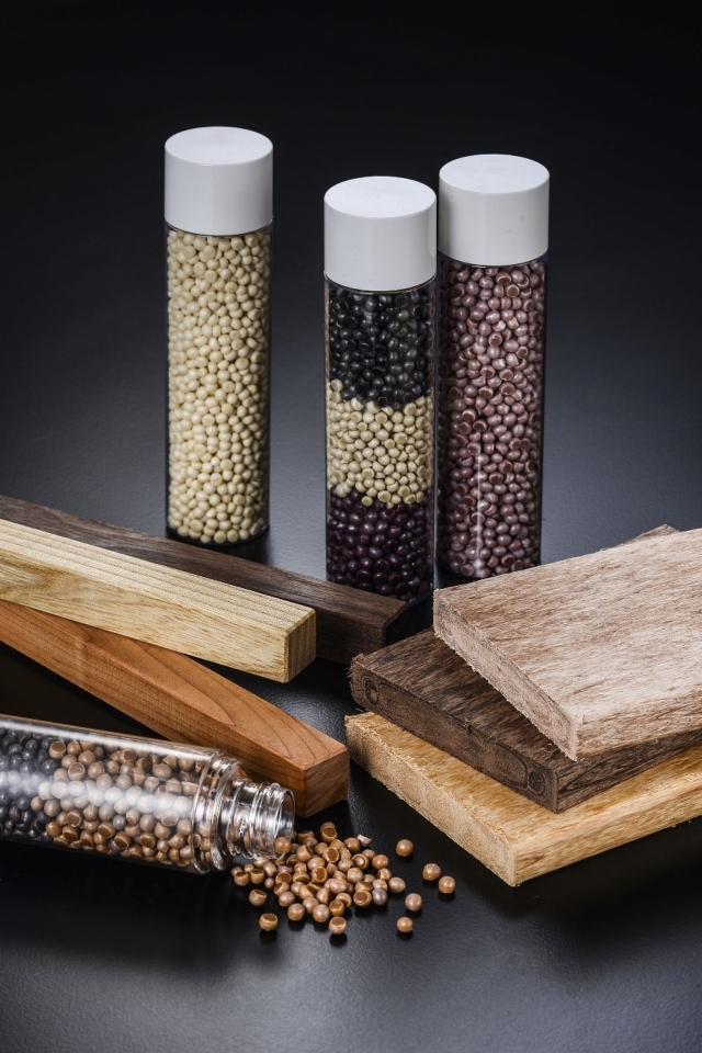 Wood-Imitation Pellets and Profiles (Photo courtesy of INTYPE)