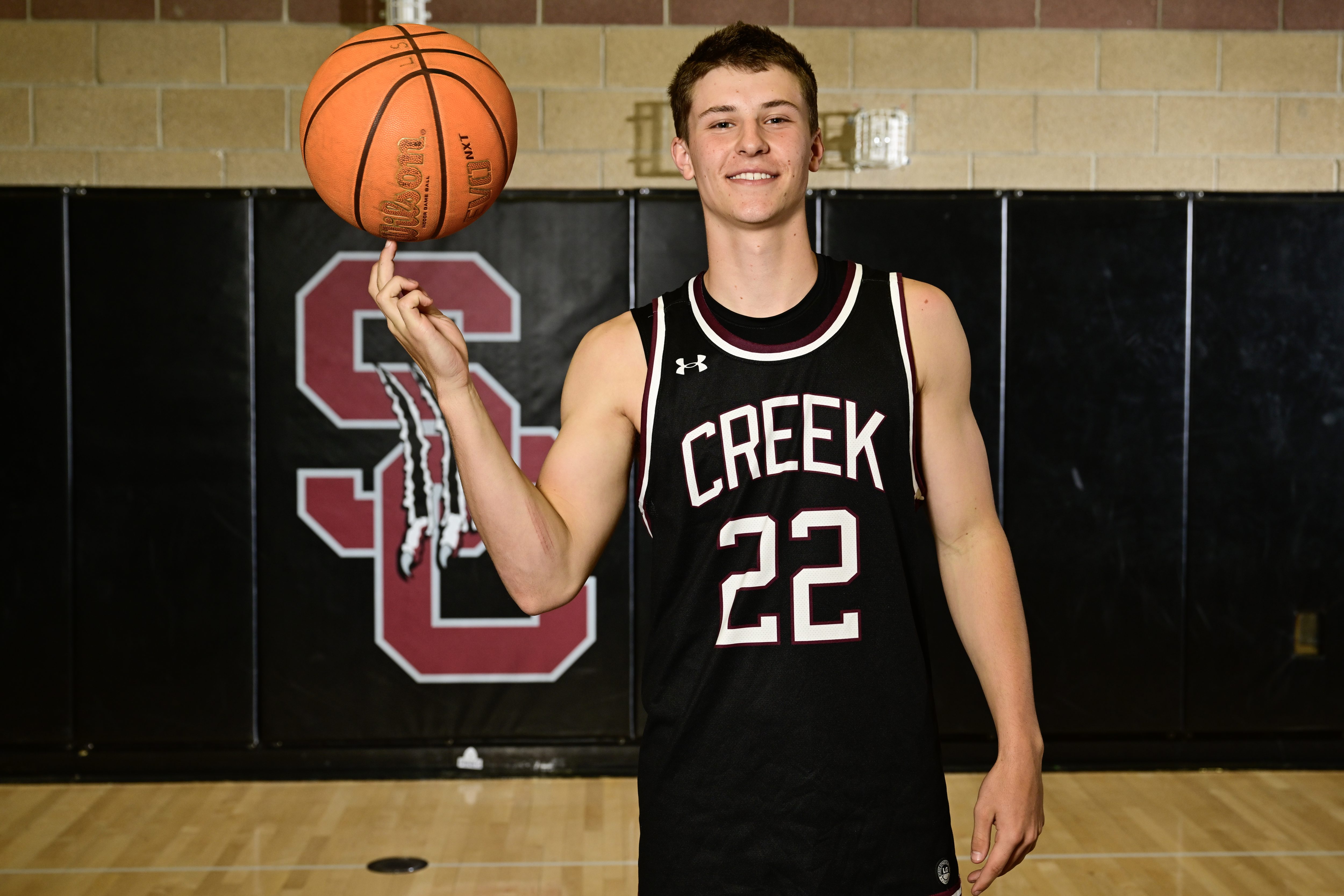 DCC-L-POY_1MJ6541 Silver Creek’s Luke Schmeeckle ended his senior season as the Raptors' leading scorer, as SCHS earned a place in the Class 5A state championship game. (Matthew Jonas/Staff Photographer)