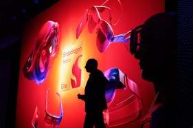 R5II2137 Ziad Asghar, senior vice president of XR, wearables and personal AI at Qualcomm, stood on stage during the Augmented World Expo to debut the new chips that are powering edge technology. (AWE)