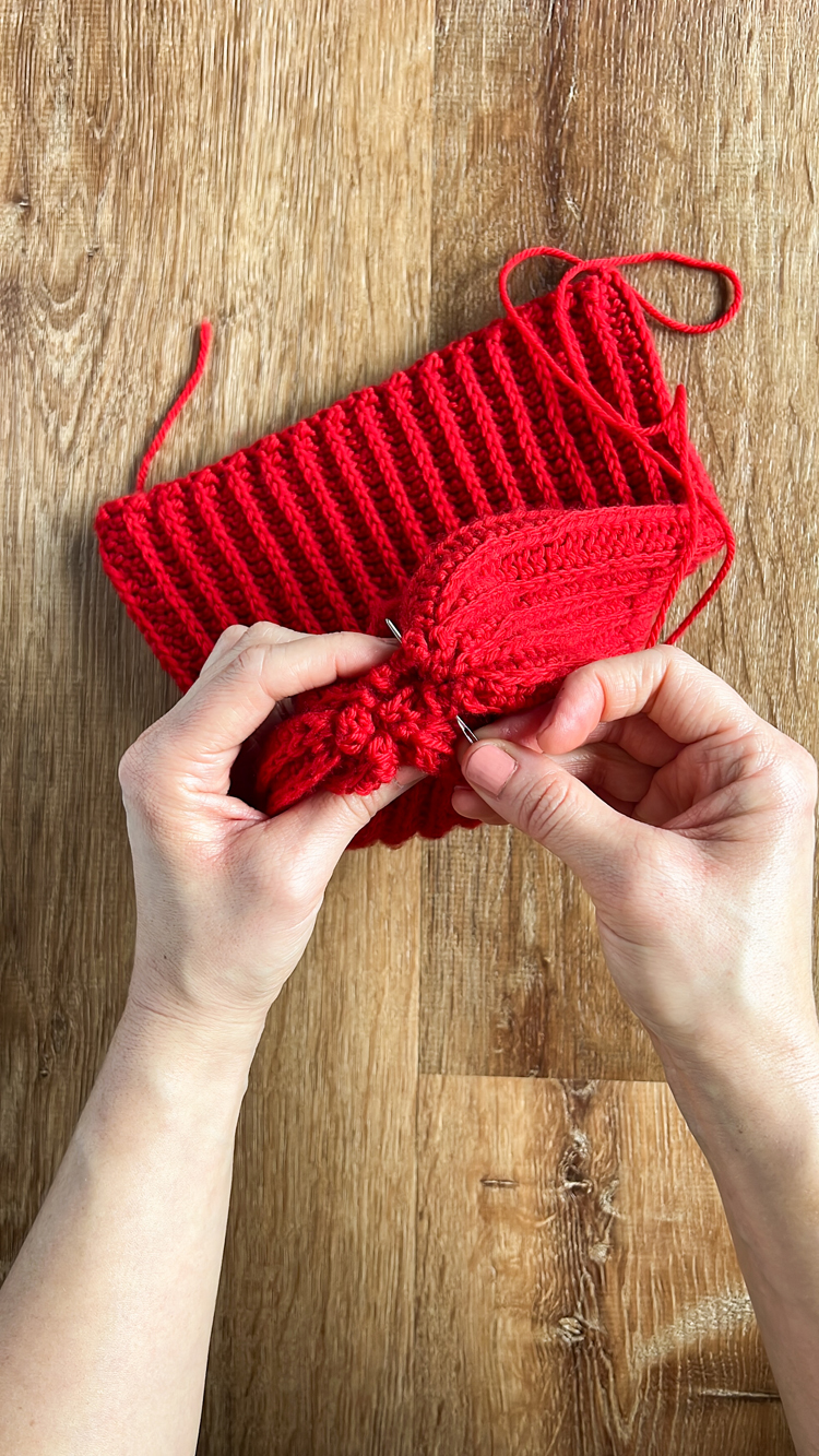 Classic Ribbed Crochet Beanie // free pattern and video tutorial for beginners // www.deliacreates.com