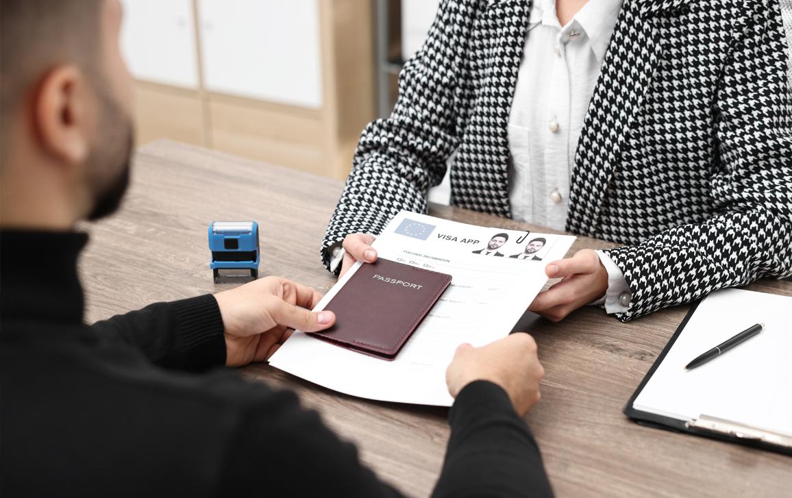 Foto di una procedura di visto per passaporto