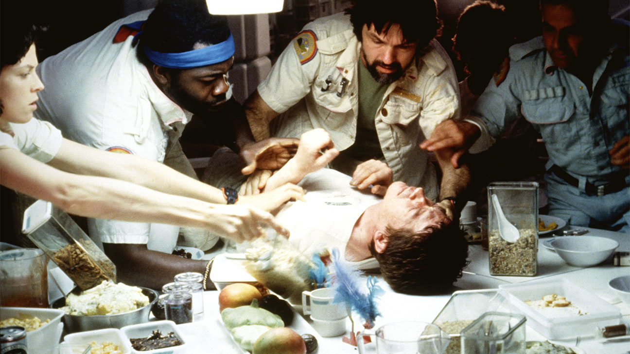 Sigourney Weaver, Yaphet Kotto, John Hurt, Tom Skerritt, and Ian Holm in ALIEN, 1979.