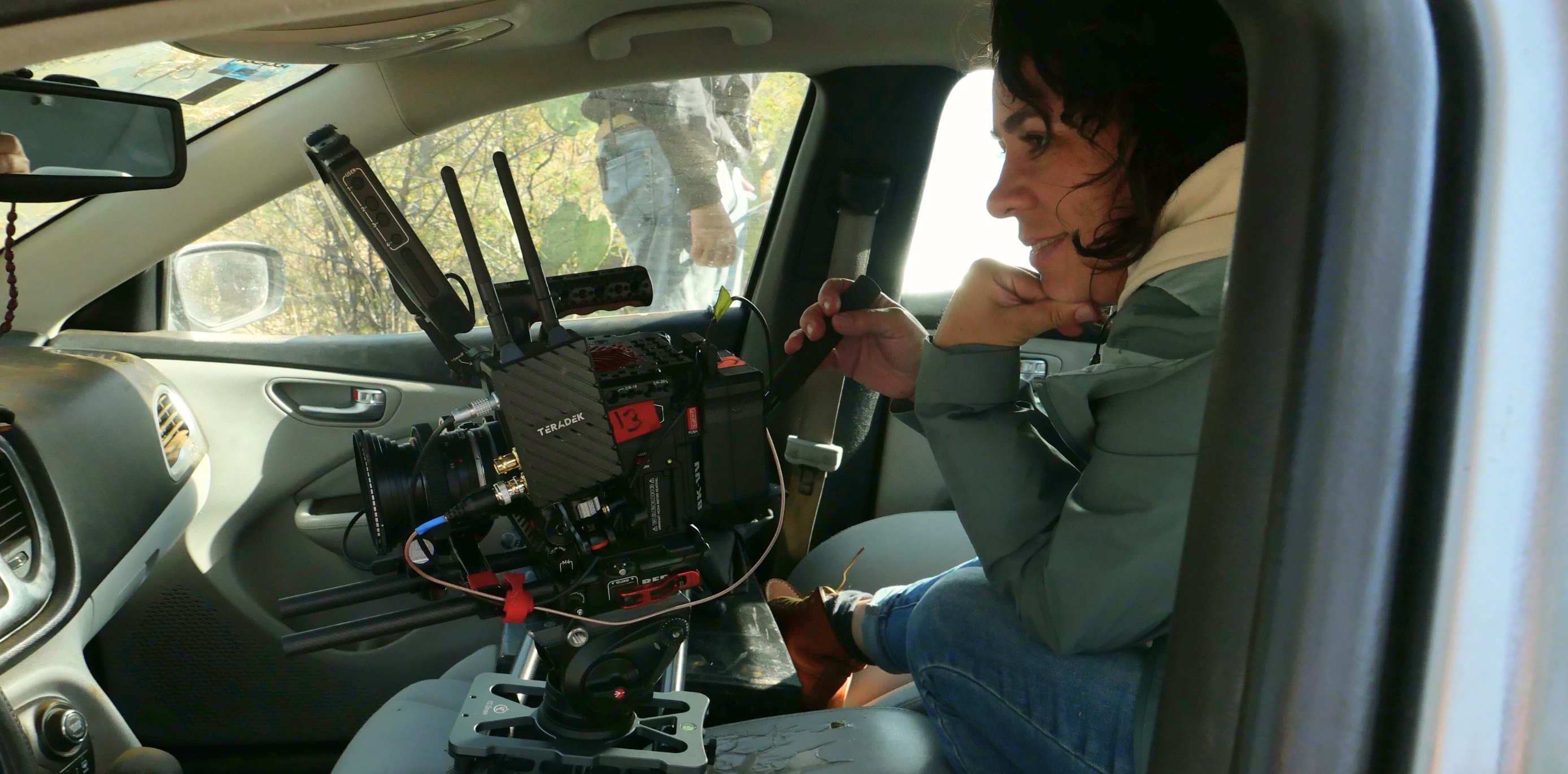 Cinematographer Ximena Amann shooting 'Sujo' from the inside of a car