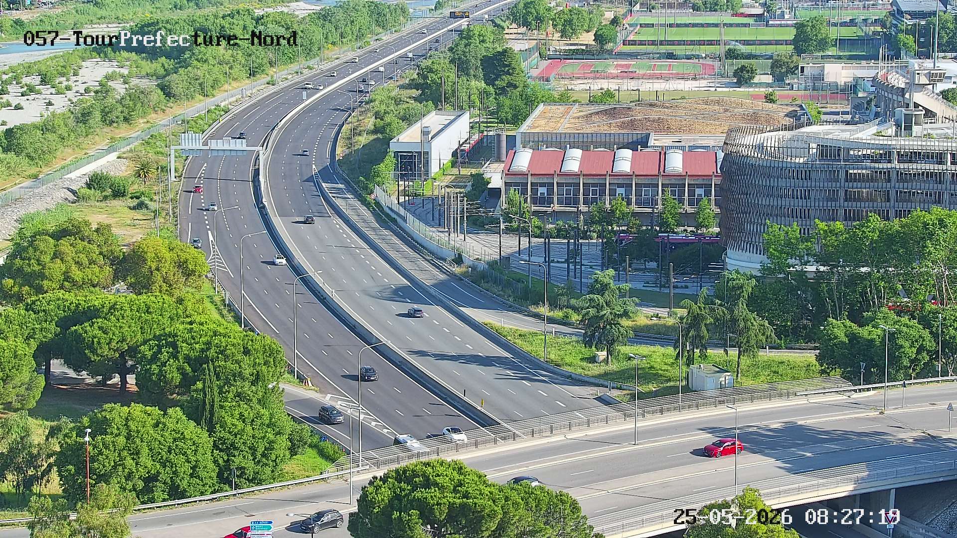 Caméra autoroute France - A8, Nice, à hauteur de la Préfecture des Alpes Maritimes, direction Antibes
