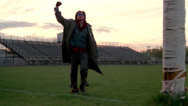 Judd Nelson fist pumps as John Bender in The Breakfast Club