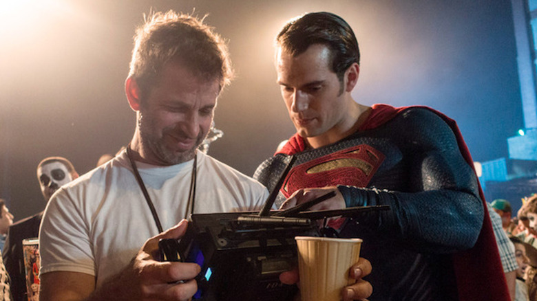 Zack Snyder directs Henry Cavill as Superman in Batman v Superman: Dawn of Justice