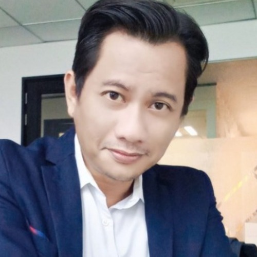 Photo of KR Manalo