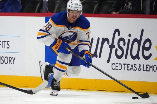 TMD-Z-JacobBryson-01 Hockey player