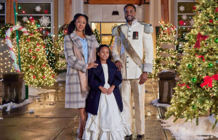 Tamera Mowry-Housley, Ronnie Rowe, and Isabel Birch in 'Inventing The Christmas Prince'