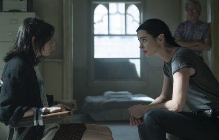 Jonathan Whittaker as Craig and Krysten Ritter as Lucy, Amanda Fix as Jules in 'Orphan Black: Echoes' Season 1, Episode 2