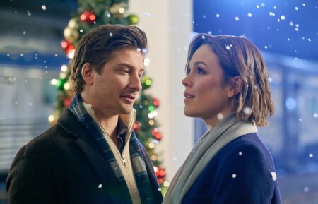 Daniel Lissing and Erin Krakow — 'Santa Tell Me'