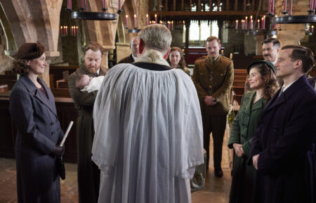 Mrs. Hall (Anna Madeley), Siegfried Farnon (Samuel West), Richard Alderson (Tony Pitts), Jenny Alderson (Imogen Clawson), Tristan Farnon (Callum Woodhouse), James Herriot Sr (Drew Cain), Helen Herriot (Rachel Shenton), James Herriot (Nicholas Ralph) in 'All Creatures Great and Small' Season 5 Episode 3 - 'Homecoming'