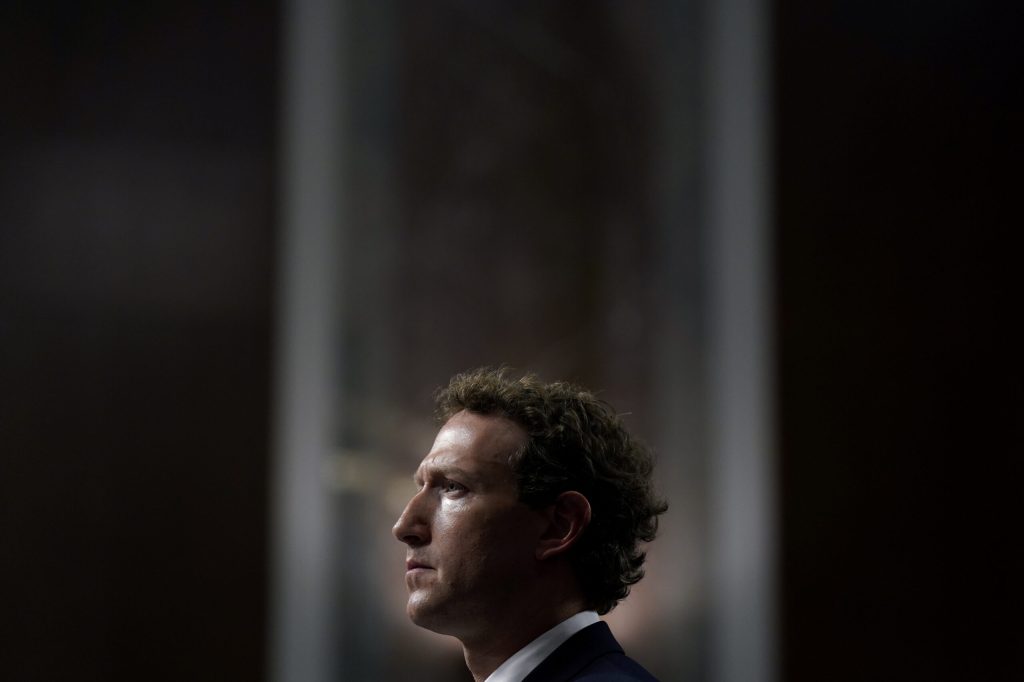 Zuckerberg Boasts He Will Be AI God King Because We Already Gave Him All Our Data