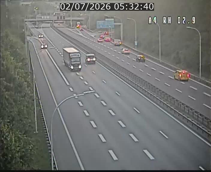 Webcam traffic A4 Luxembourg - BK 2.9 - Croix de Cessange (direction Luxembourg)